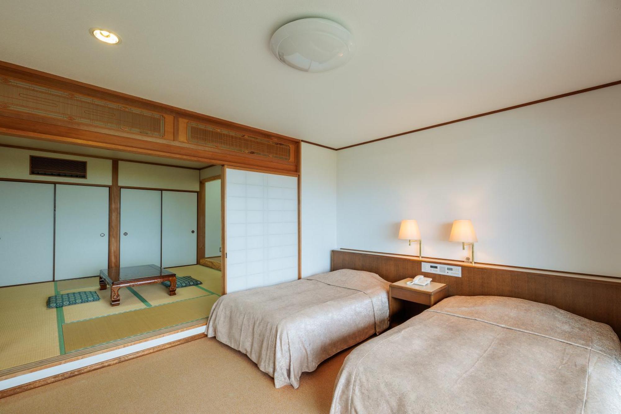 Coral Palms Hotel Suno